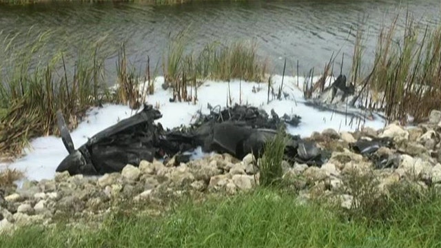 Couple survives plane crash in the Florida Everglades
