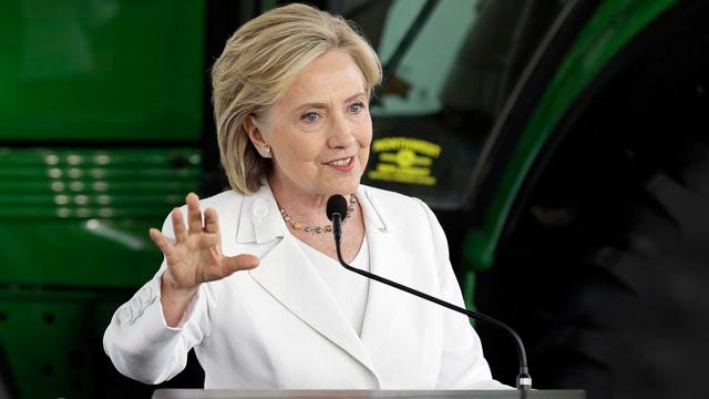 Clinton campaign bracing for new batch of State Dept. emails