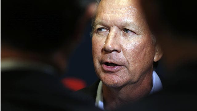 Gov. Kasich reacts to Clinton's apology, clerk's release