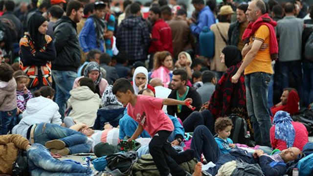 Allowing Syrian refugees into US 'reckless, dangerous'?