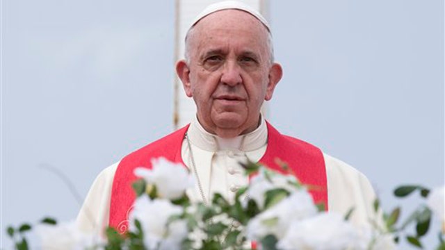 Pope Francis criticized for not meeting Cuban dissidents