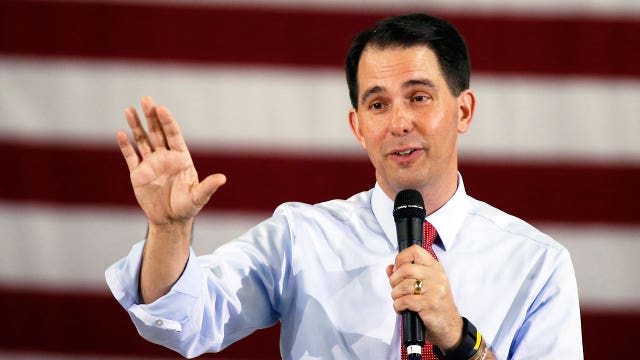 How the media fueled Scott Walker's rise and fall