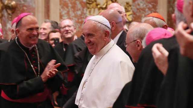 Pope issues pointed appeal to defend religious liberties 