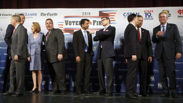 GOP 2016 candidates storm South Carolina