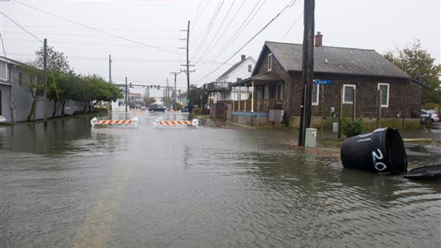 Powerful storm system pounding eastern seaboard 