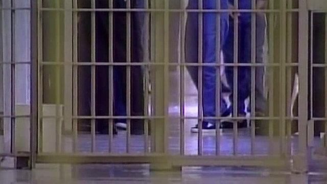 6,000 federal prisoners to be set free early