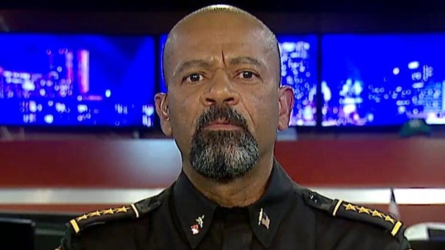 Sheriff Clarke weighs in on 'war on police,' gun debate