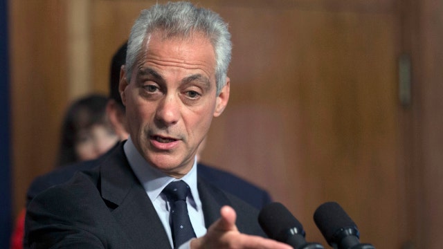 Chicago mayor blames cops for spike in crime