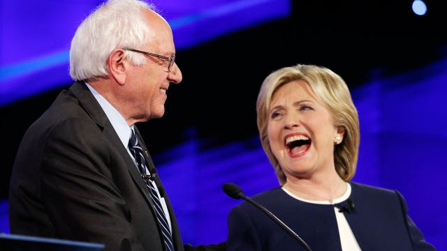 Democratic presidential rivals dismiss Clinton email scandal