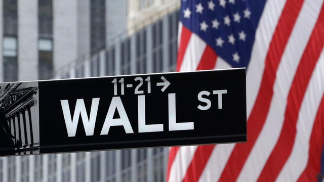 What debating Democrats got right, wrong about Wall Street