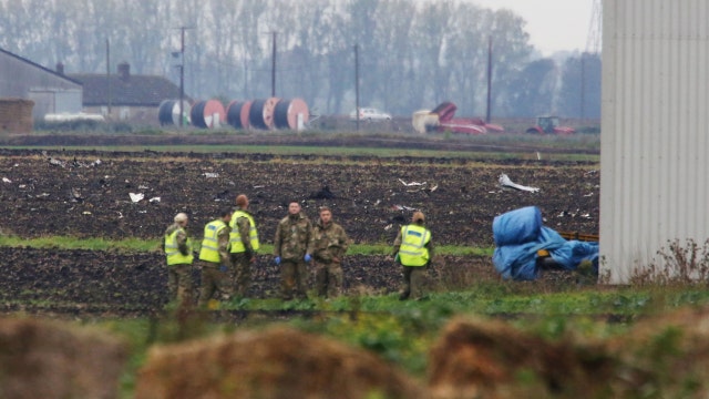 Pilot killed in US F-18 jet crash near British air base