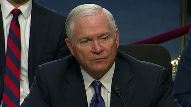 Former Pentagon chief Robert Gates speaks before Congress