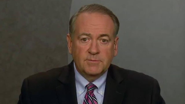 Huckabee: Benghazi testimony proves Clinton was untruthful