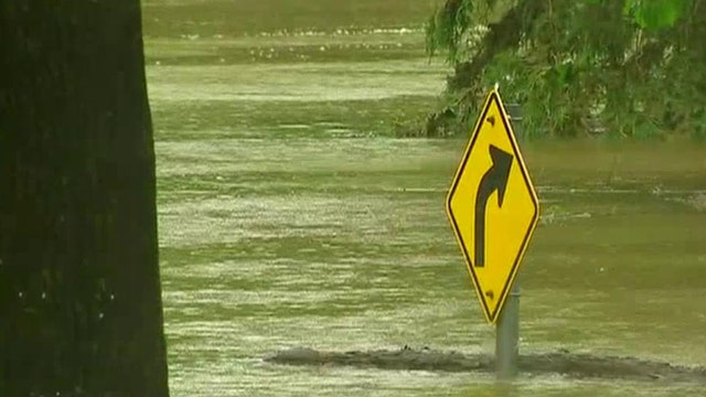 Heavy rains causing flooding in Texas, Gulf states