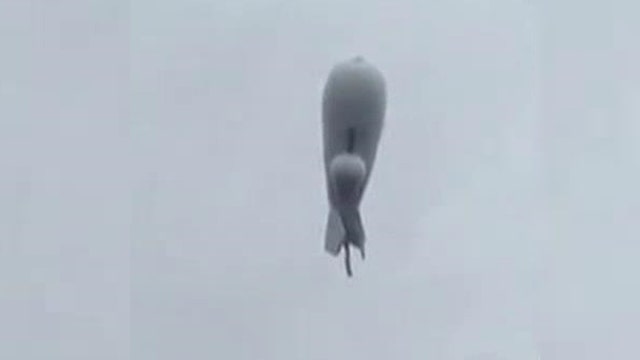 Massive power outage as blimp floats over Pennsylvania 