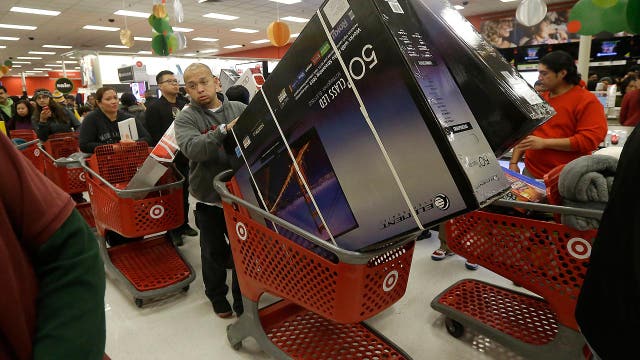 Businesses banking on consumers to spend into the holidays