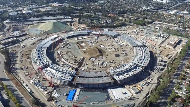 Aerial tour of Apple's new spaceship-like campus