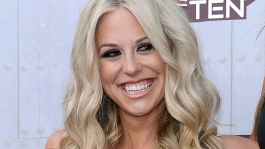 Born Again Wrestler Taryn Terrell May Walk Away From Ring Now Shes 4965