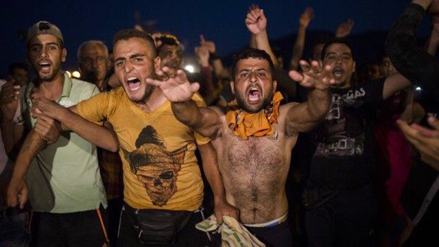 Syrian refugee issue takes center stage in political debate