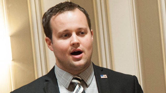 Porn star sues Josh Duggar