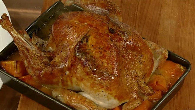 Cooking with 'Friends': Wolfgang Puck's Thanksgiving turkey