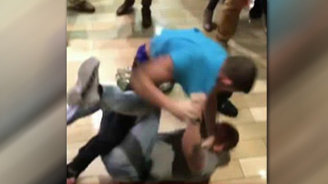 Mall brawl: Black Friday shoppers fight in Kentucky
