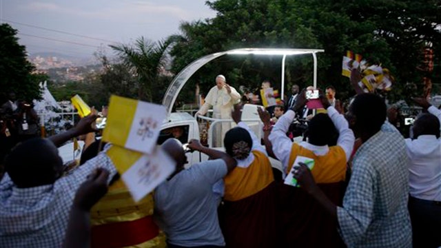 Pope Francis honors Christian martyrs in Uganda