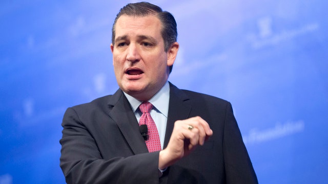 Ted Cruz emerges as Iowa frontrunner in new GOP poll