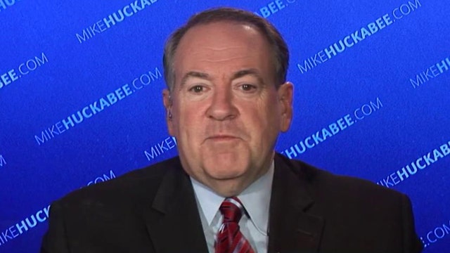 Huckabee reacts to Clinton's ad attacking the GOP