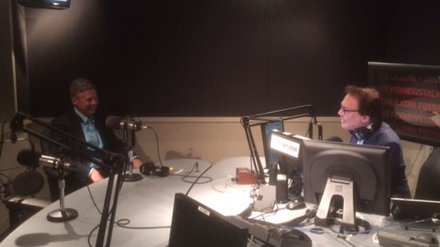 Alan Colmes and Gov. Gary Johnson 