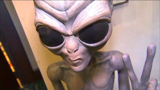 Extraterrestrial enthusiasts flock to Phoenix
