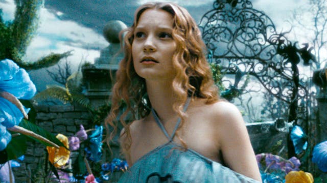 Hollywood Nation: A glimpse at new 'Alice'