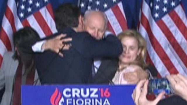 Digital Download: Why Cruz elbowing his wife went viral
