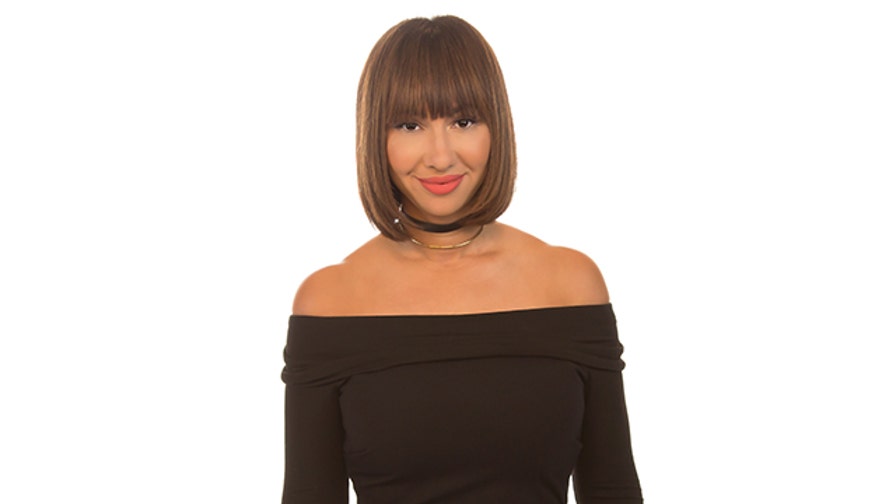 Oitnb Star Jackie Cruz Recalls Kissing Kourtney Kardashian Fox News 