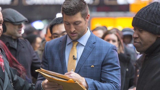 Tim Tebow pursuing professional baseball career