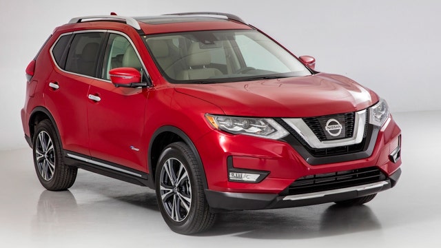 Nissan is going Rogue