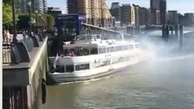 'Call the police!' Out-of-control tour boat slams into pier