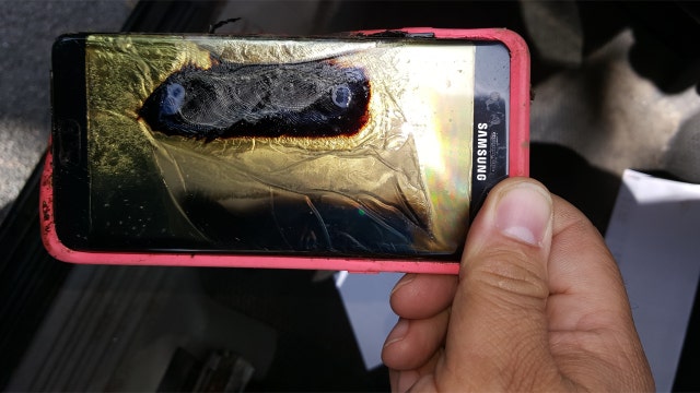 Samsung temporarily halts production of Galaxy Note 7 phones