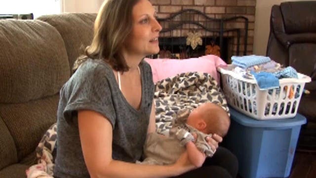 Woman goes to ER for abdominal pain, gives surprise birth
