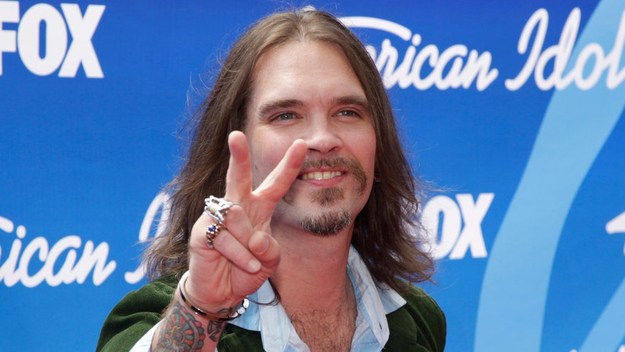 Former American Idol contestant Bo Bice claims he was a victim of racism at Popeyes, when a black employee allegedly called him a 'white boy'
