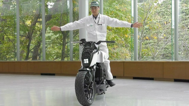 Honda's self-balancing bike