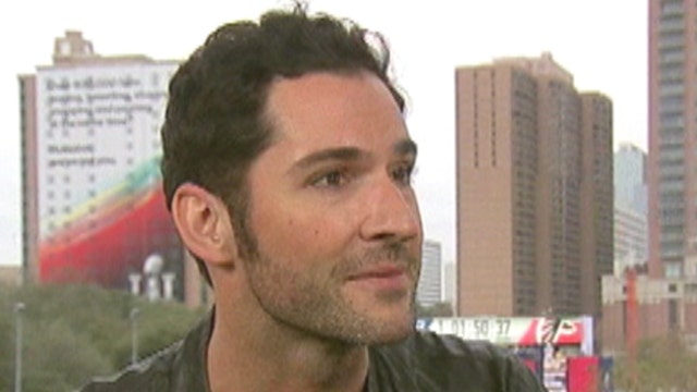 FOX TV stars gear up for the Super Bowl