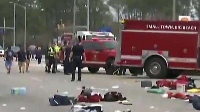 Officials: Mardi Gras crash in Alabama appears accidental