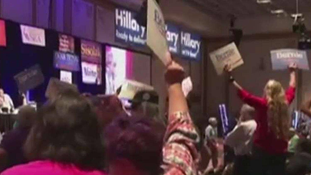 After Nevada chaos, Clinton, Sanders advisers cooperate at Wyoming convention