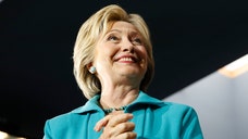 Hillary Clinton Is Criticized for Private Emails in State Dept. Review