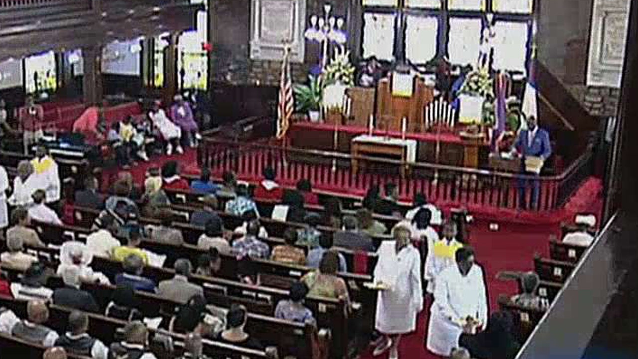 Charleston remembers victims on church shooting anniversary