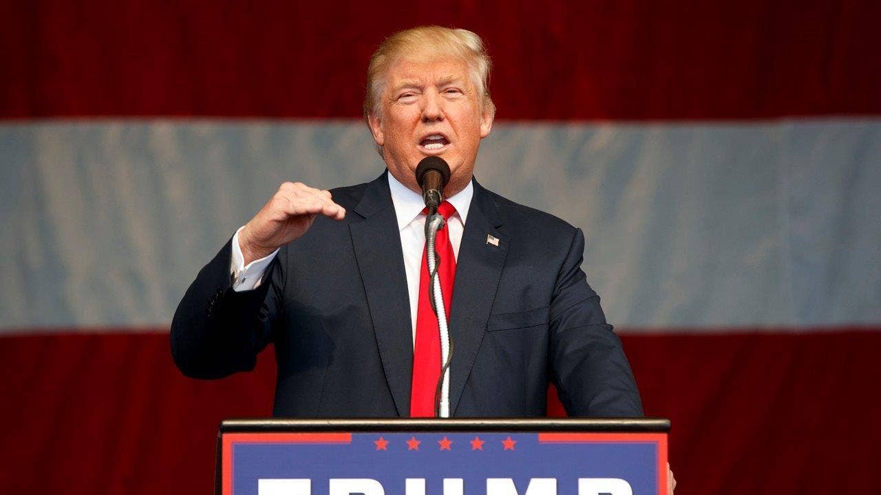 Reid, Clinton supporters hit Trump over Nevada pronunciation