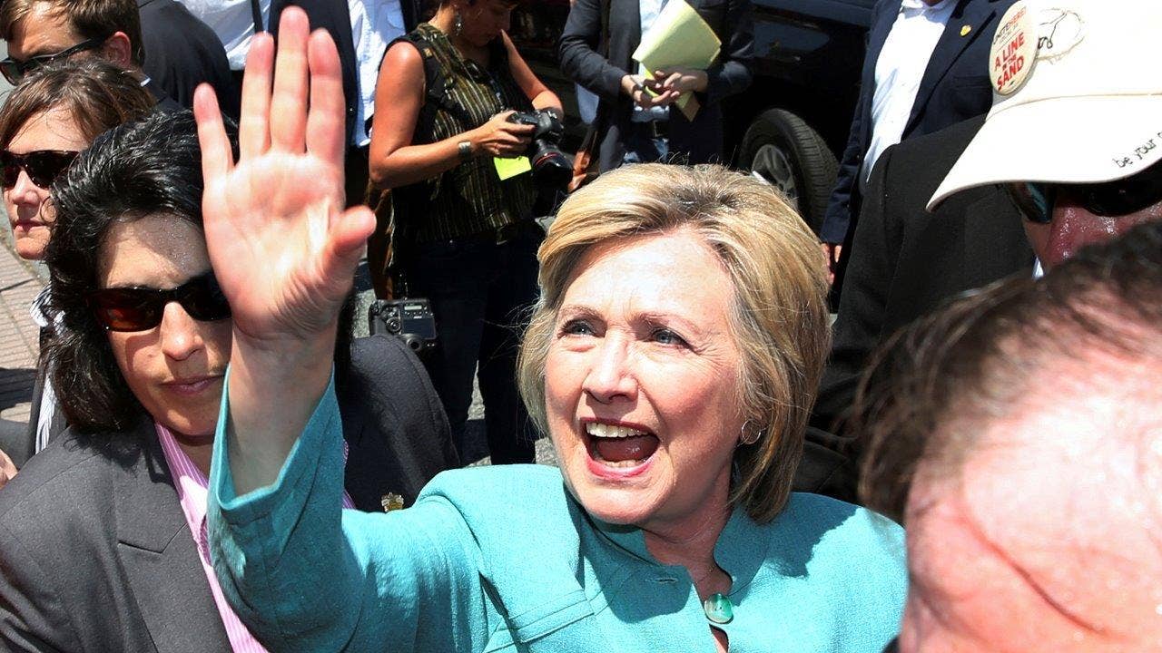 Email shows MSNBC producer gushing over Clinton in segment pitch