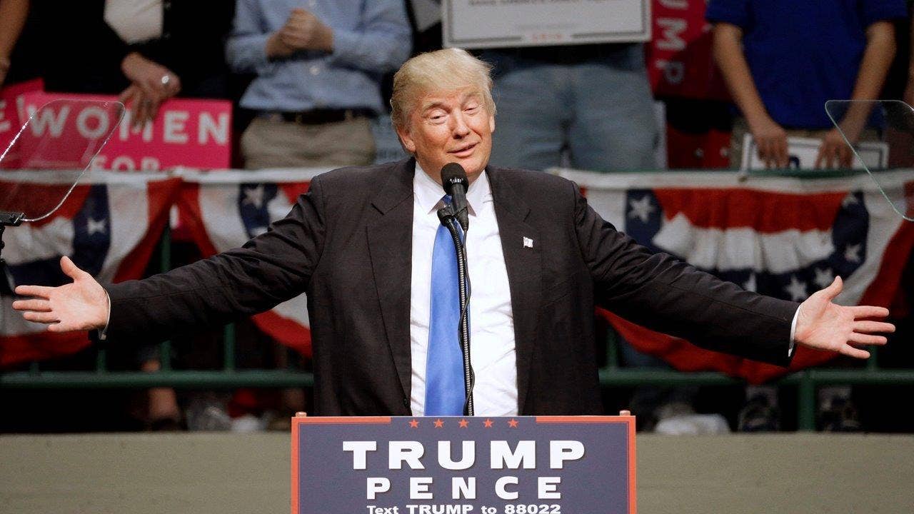 Trump accuses Clinton of perjury as candidates battle over North Carolina