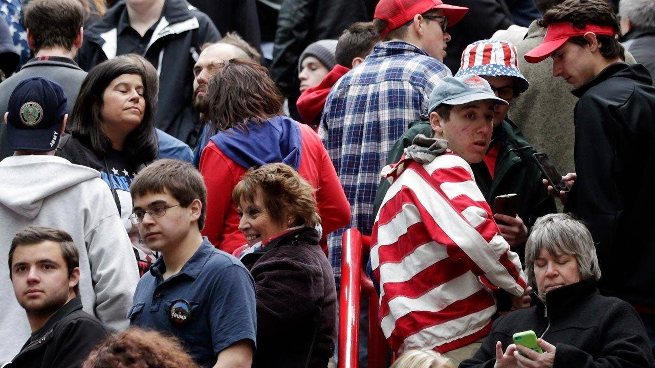 Federal judge rules Michigan recount to start at noon Monday